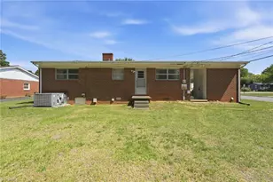 333 Moser St, Graham, NC 27253 - Photo 21