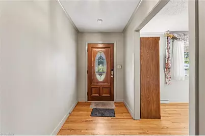 119 Lakeview Circle, Thomasville, NC 27360 - Photo 3