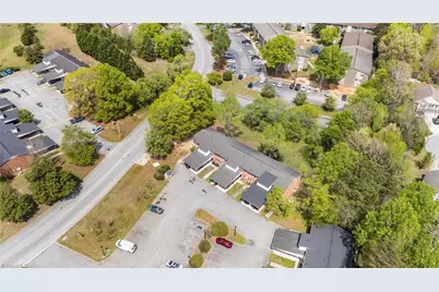 2218 Shadow Valley Road #B, High Point, NC 27265 - Photo 23