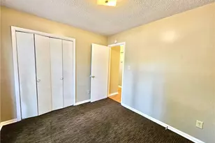2503 Harley Dr, Greensboro, NC 27406 - Photo 9