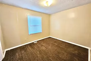 2503 Harley Dr, Greensboro, NC 27406 - Photo 7