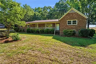 7101 Buxenbury Dr, High Point, NC 27263 - Photo 1