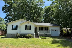 1717 Lantern Dr, Asheboro, NC 27205 - Photo 1