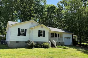 1717 Lantern Dr, Asheboro, NC 27205 - Photo 3