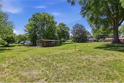 324 Chestnut Street, Yadkinville, NC 27055 - Photo 31
