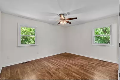 2006 Ledford Road, Greensboro, NC 27406 - Photo 21