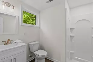 2006 Ledford Rd, Greensboro, NC 27406 - Photo 19