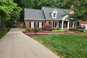 3109 Ardoch Ct, Greensboro, NC 27410 - Photo 3