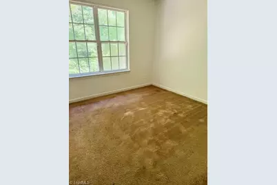 4616 Mallard Creek Drive, Greensboro, NC 27405 - Photo 5