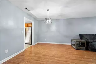 101 Troonsway Rd, Winston-Salem, NC 27127 - Photo 5