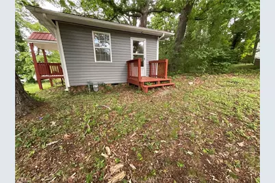 2009 McGuinn Drive, High Point, NC 27265 - Photo 17