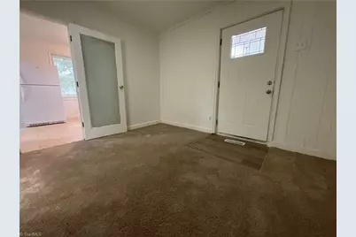2009 McGuinn Drive, High Point, NC 27265 - Photo 3