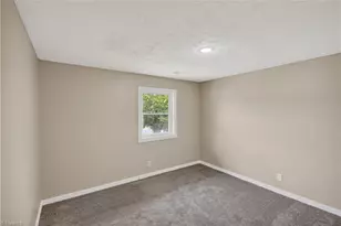 17 19 21 23 29 31 Hunter St, Thomasville, NC 27360 - Photo 9