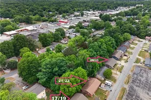 17 19 21 23 29 31 Hunter St, Thomasville, NC 27360 - Photo 1