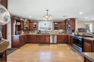 206 3rd Ave, Taylorsville, NC 28681 - Photo 29