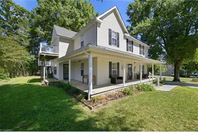206 3rd Avenue, Taylorsville, NC 28681 - Photo 5