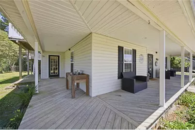 206 3rd Avenue, Taylorsville, NC 28681 - Photo 19
