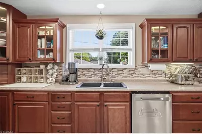 206 3rd Avenue, Taylorsville, NC 28681 - Photo 35