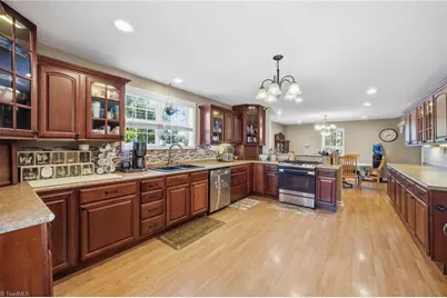 206 3rd Avenue, Taylorsville, NC 28681 - Photo 31