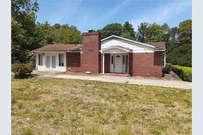 1546 Harvest Drive, Winston-Salem, NC 27101 - Photo 5