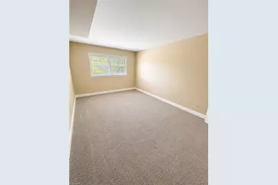 2804 Carriage Drive #E, Winston-Salem, NC 27106 - Photo 5