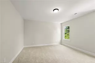 1920 Wild Rosewood Wy, Winston-Salem, NC 27103 - Photo 27