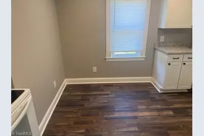 401 N 4th Avenue, Mayodan, NC 27027 - Photo 11