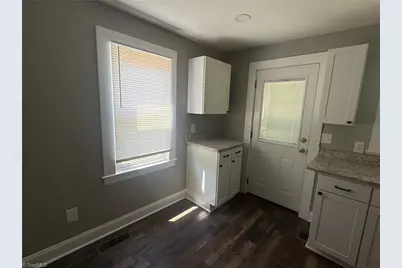 401 N 4th Avenue, Mayodan, NC 27027 - Photo 9