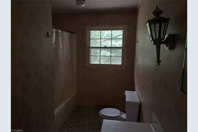 204 Hamilton Road, Lexington, NC 27295 - Photo 7