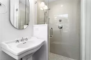 1109 Buckingham Rd, Greensboro, NC 27408 - Photo 27