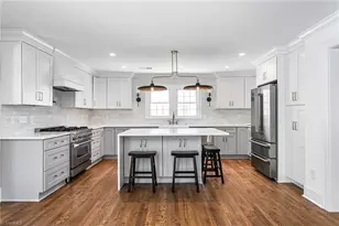 1109 Buckingham Rd, Greensboro, NC 27408 - Photo 13