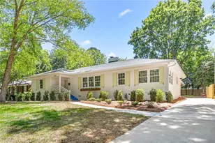 1109 Buckingham Rd, Greensboro, NC 27408 - Photo 1