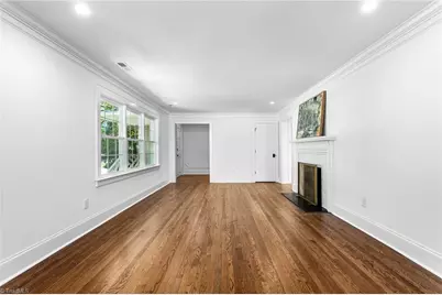 1109 Buckingham Road, Greensboro, NC 27408 - Photo 7