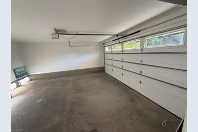 1109 Buckingham Road, Greensboro, NC 27408 - Photo 19