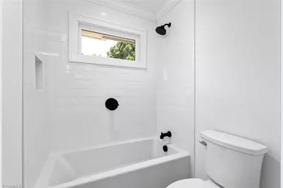 1109 Buckingham Road, Greensboro, NC 27408 - Photo 21