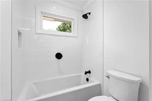 1109 Buckingham Rd, Greensboro, NC 27408 - Photo 21