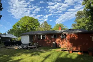 3338 Oliver Hills Rd, Greensboro, NC 27406 - Photo 21