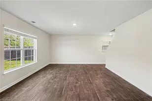 5105 Black Frst Dr, Greensboro, NC 27405 - Photo 5