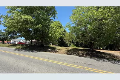 945 Fisher Ferry Street, Thomasville, NC 27360 - Photo 3