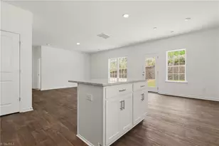 319 Waylon Ct, Lexington, NC 27295 - Photo 5