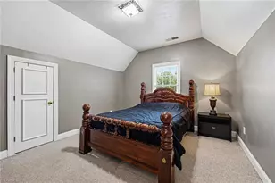 225 Devonway St, Eden, NC 27288 - Photo 33