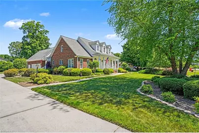 225 Devonway Street, Eden, NC 27288 - Photo 5