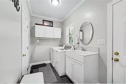 225 Devonway Street, Eden, NC 27288 - Photo 27