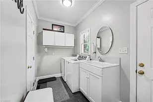 225 Devonway St, Eden, NC 27288 - Photo 27
