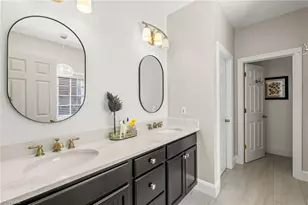 1724 Mirabeau Ct, High Point, NC 27265 - Photo 23