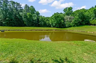 1724 Mirabeau Ct, High Point, NC 27265 - Photo 33