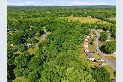 000 Sunset Drive, Eden, NC 27288 - Photo 15