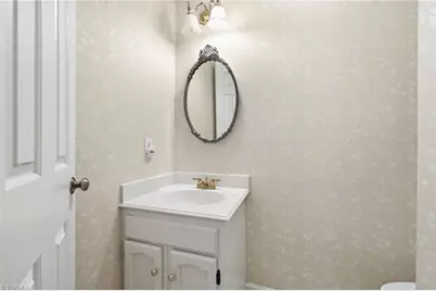 1021 Benjamin Parkway, Greensboro, NC 27408 - Photo 29