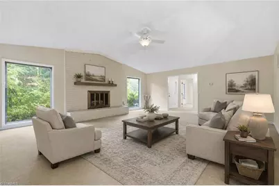 1021 Benjamin Parkway, Greensboro, NC 27408 - Photo 9