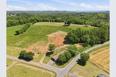 954-1 Parsonsville Road, Purlear, NC 28665 - Photo 41